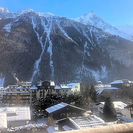 Duplex Avec Sauna Et Vue Mont Blanc Au Centre De Chamonix Mont Blanc